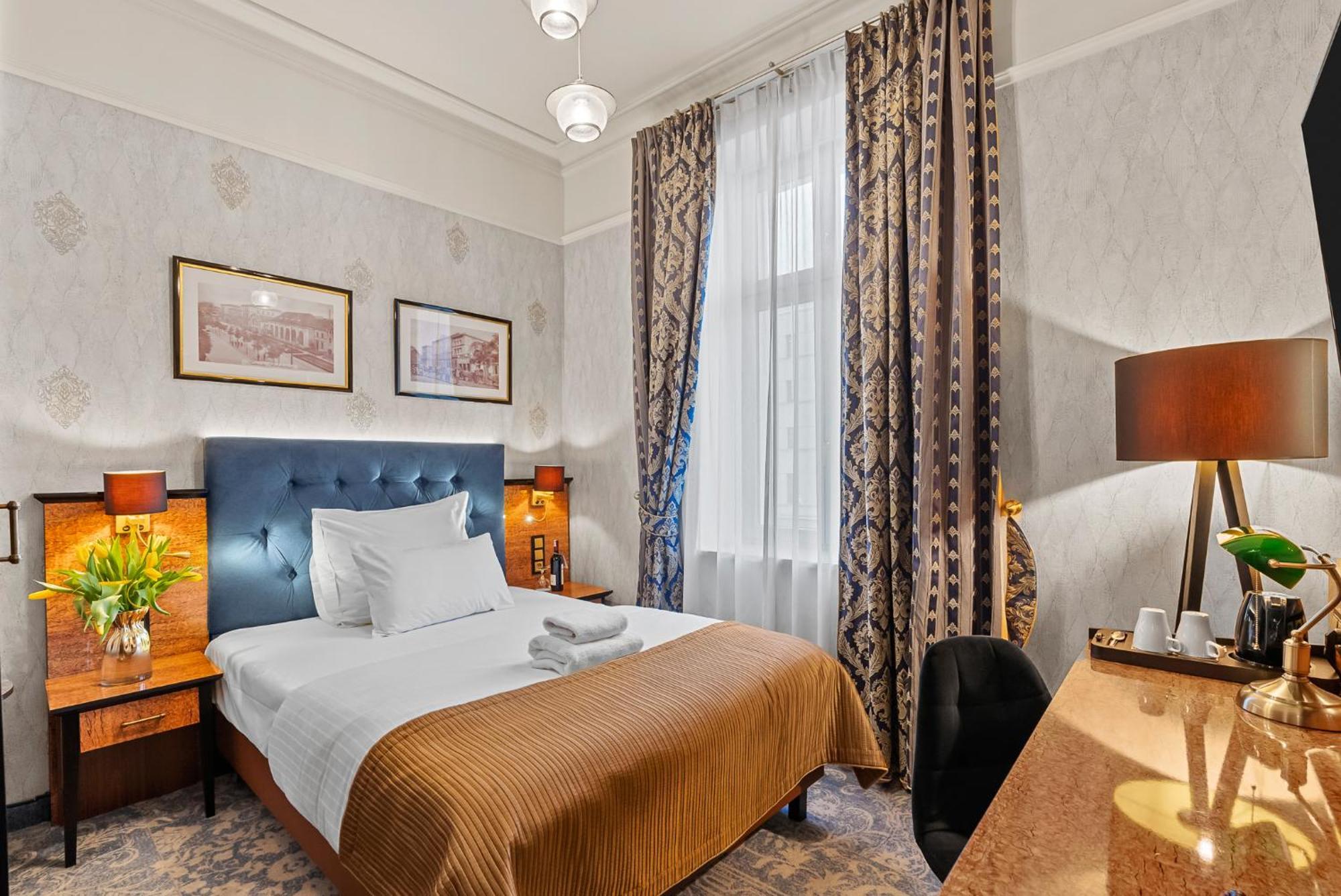 Superior Classic Single Room