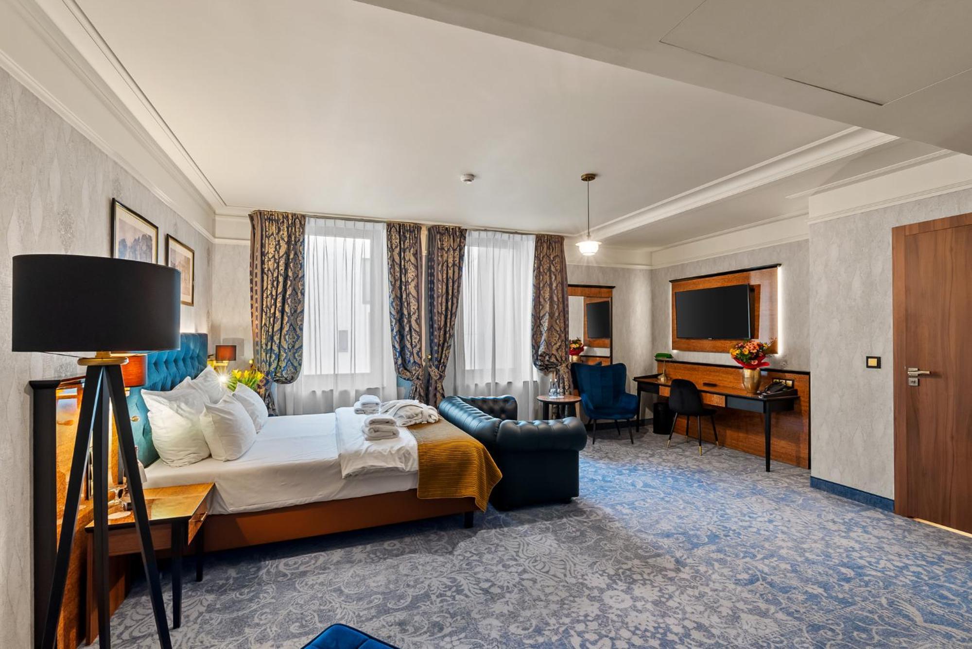 Deluxe Classic Double or Twin Room