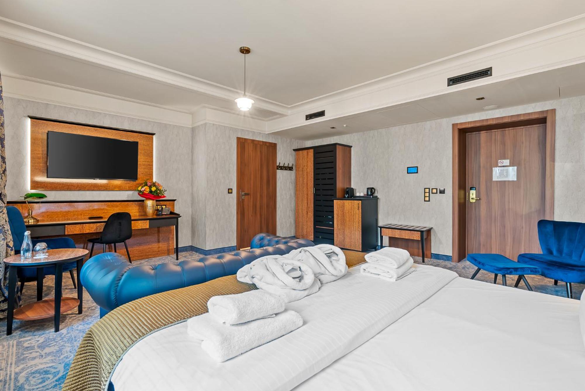Deluxe Classic Double or Twin Room